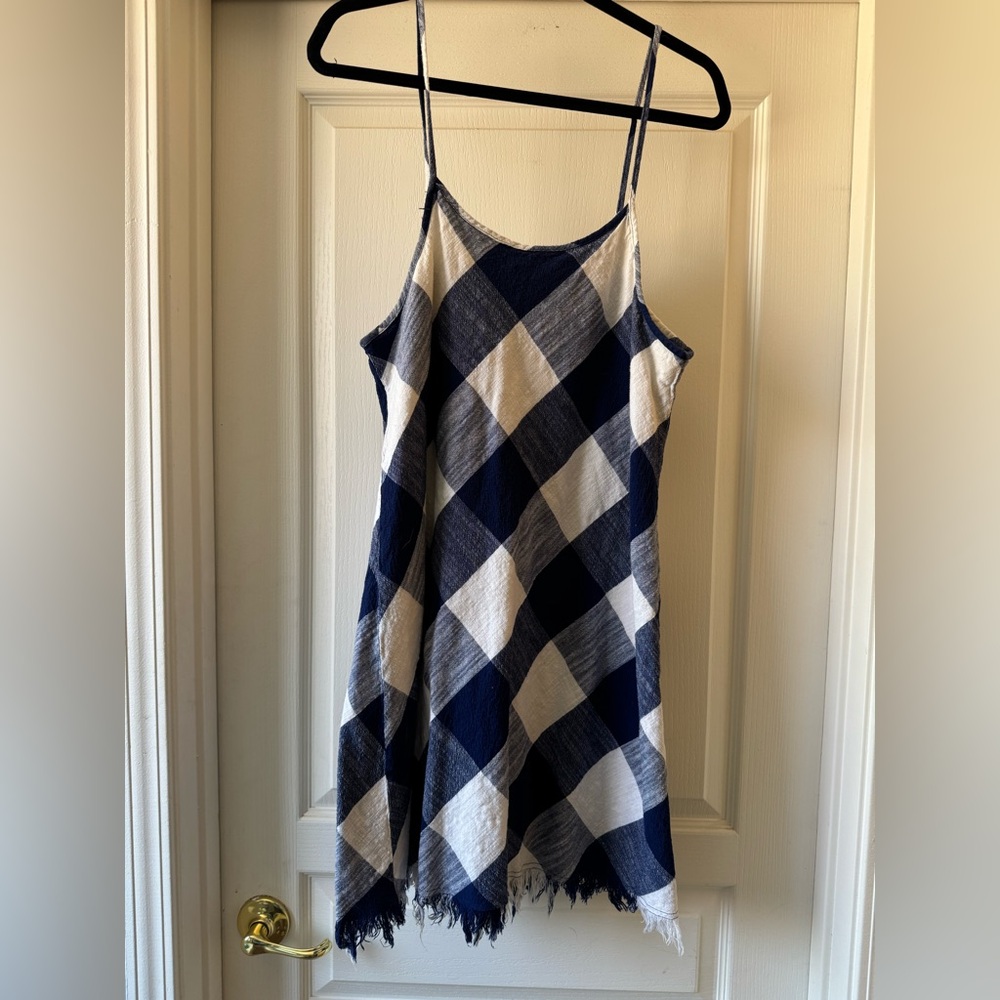 Natural Reflections Dress, Size Large.